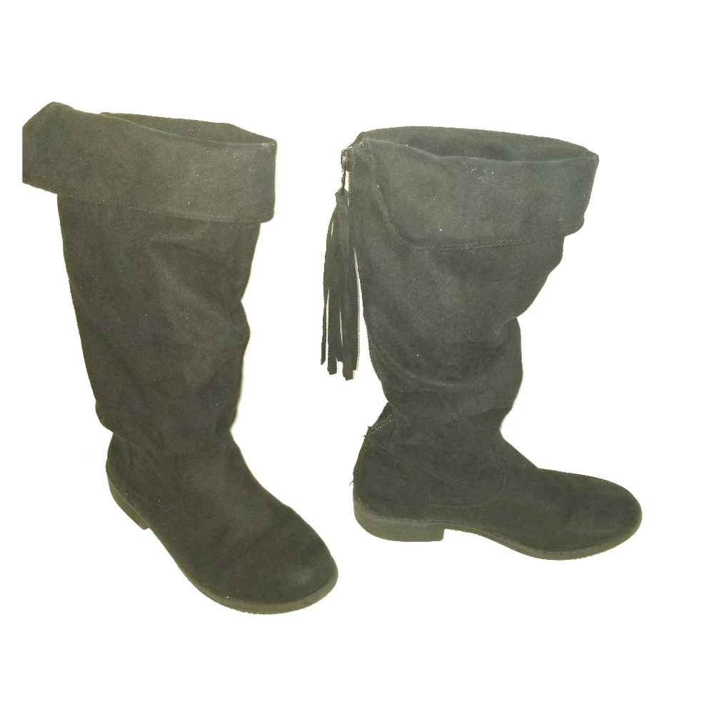 Boots girls sz 3 black suede